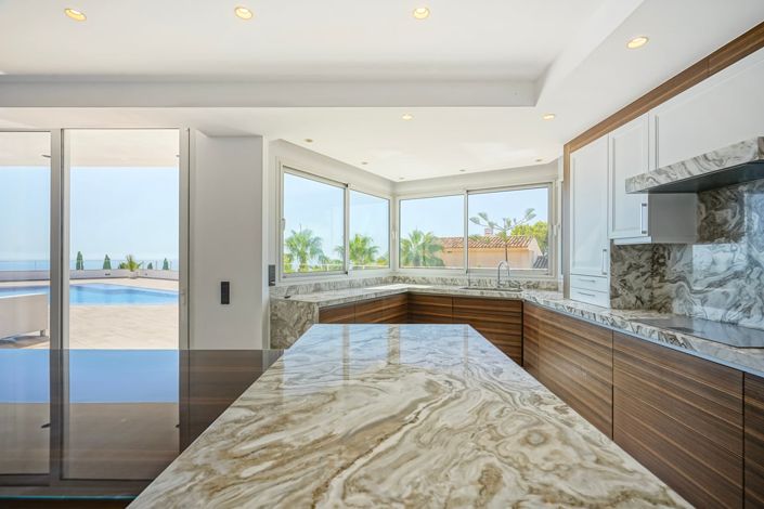 Image No.25-7 Bed Villa for sale