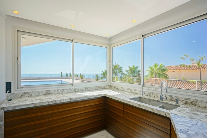 Image No.26-7 Bed Villa for sale