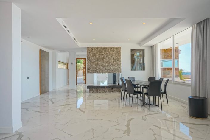 Image No.30-7 Bed Villa for sale