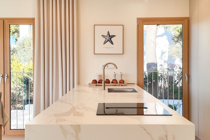 Image No.10-4 Bed Villa for sale