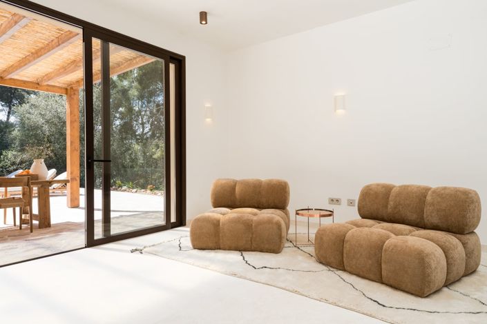 Image No.10-5 Bed Villa for sale