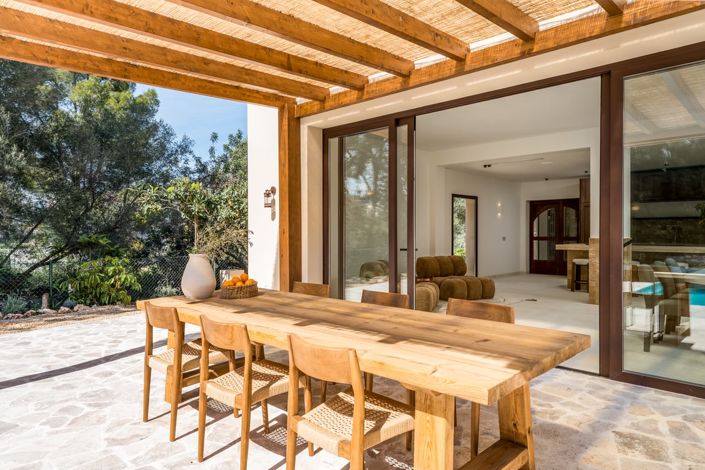 Image No.15-5 Bed Villa for sale