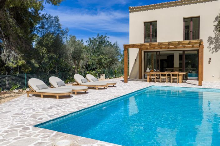 Image No.17-5 Bed Villa for sale