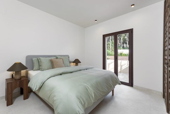 Image No.25-5 Bed Villa for sale