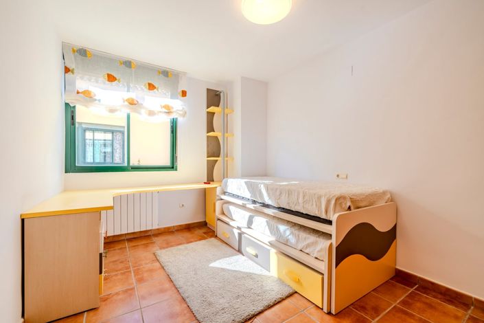 Image No.11-4 Bed Duplex for sale