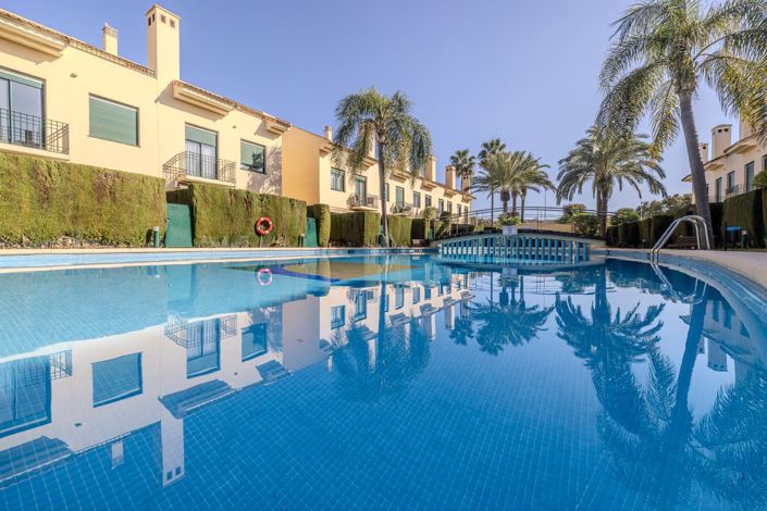 Image No.2-4 Bed Duplex for sale