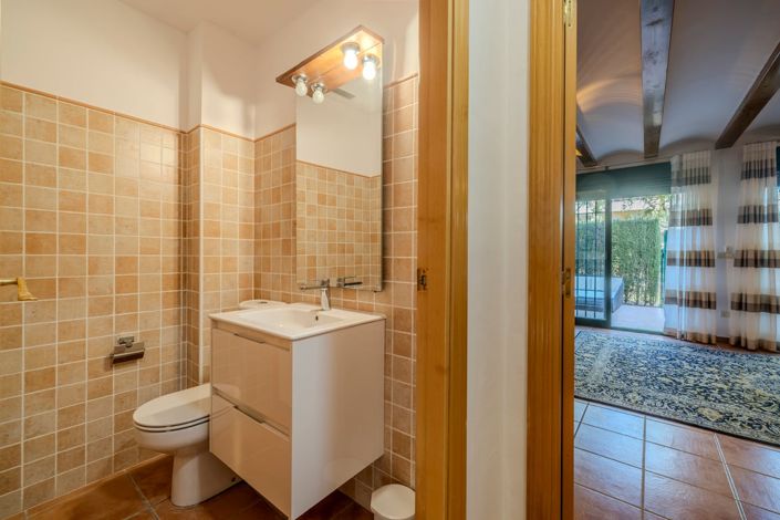 Image No.6-4 Bed Duplex for sale