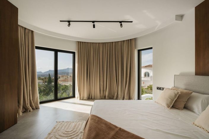 Image No.13-5 Bed Villa for sale