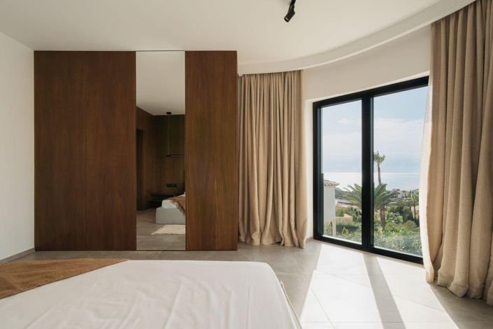 Image No.6-5 Bed Villa for sale