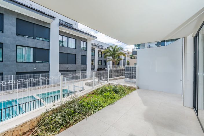 Image No.10-3 Bed Apartment for sale