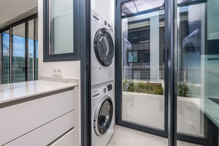 Image No.14-3 Bed Apartment for sale