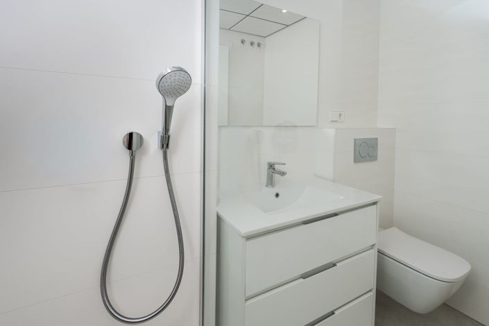 Image No.20-3 Bed Apartment for sale