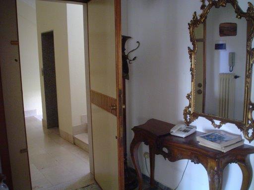 Image No.2-4 Bed Commercial for sale