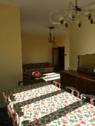 Image No.6-4 Bed Commercial for sale