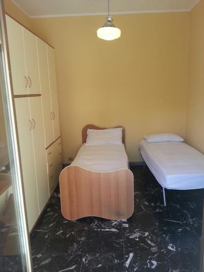 Image No.11-4 Bed Commercial for sale