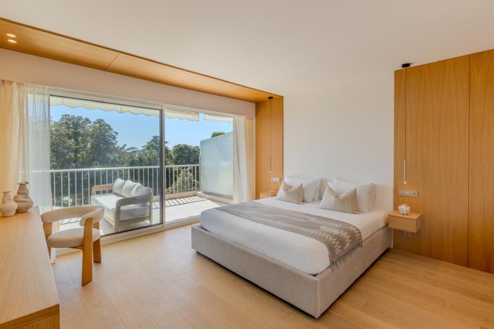 Image No.8-3 Bed Apartment for sale