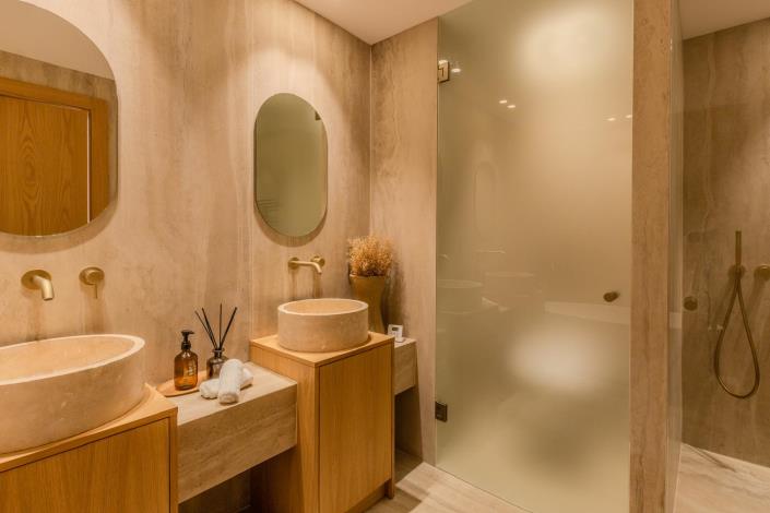 Image No.10-3 Bed Apartment for sale