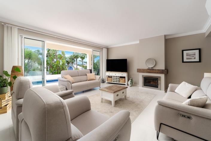 Image No.8-4 Bed Villa for sale