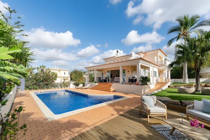Image No.3-4 Bed Villa for sale