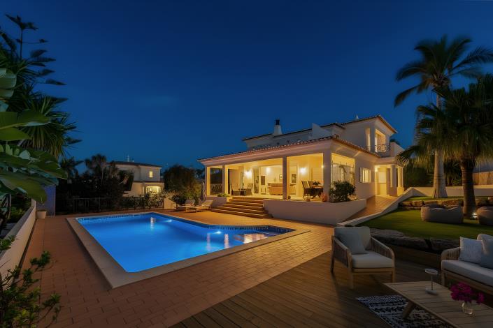 Image No.10-4 Bed Villa for sale