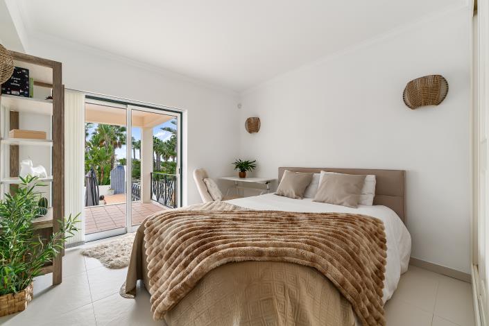 Image No.11-4 Bed Villa for sale