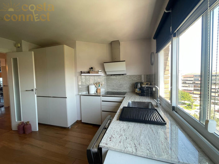 Image No.16-4 Bed Apartment for sale