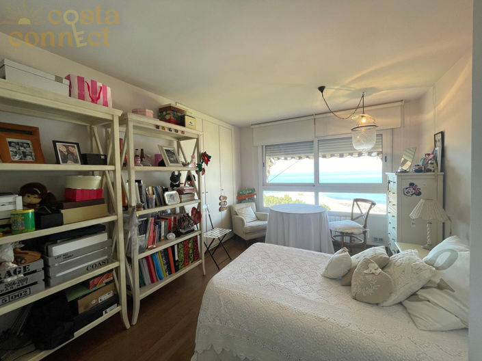 Image No.20-4 Bed Apartment for sale