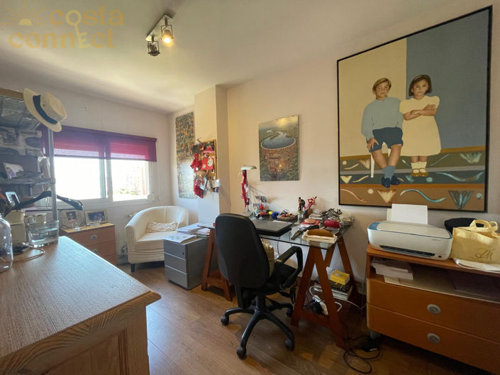 Image No.27-4 Bed Apartment for sale