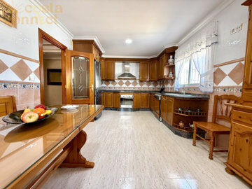 listing893626003058068c541500x100081969611419