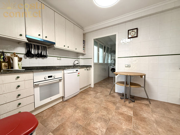 Image No.8-3 Bed Apartment for sale