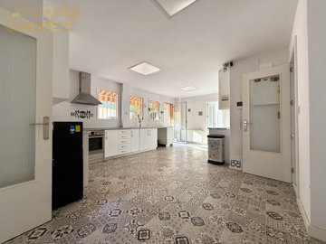 listing9582590009a95396551500x100081969611419