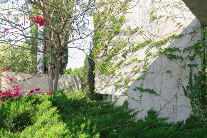 Image No.57-3 Bed Villa for sale