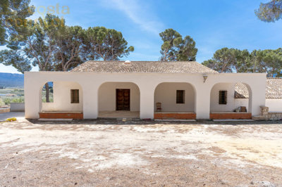 listing962561003571f68cfa1500x100081969611419