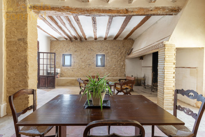 Image No.41-12 Bed Property for sale