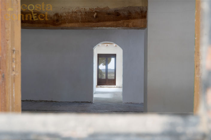 Image No.59-12 Bed Property for sale