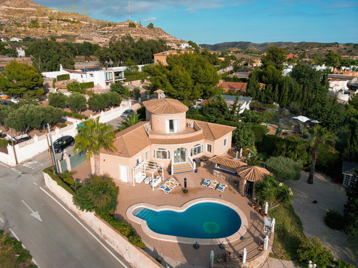 Image No.3-3 Bed Villa for sale