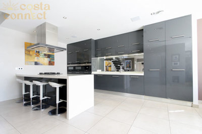 listing96349300232336b12c1500x100081969611419