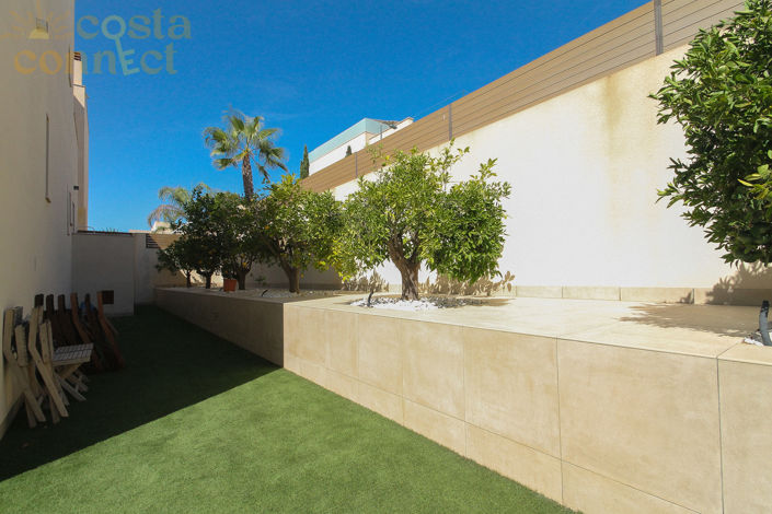 Image No.59-4 Bed Villa for sale