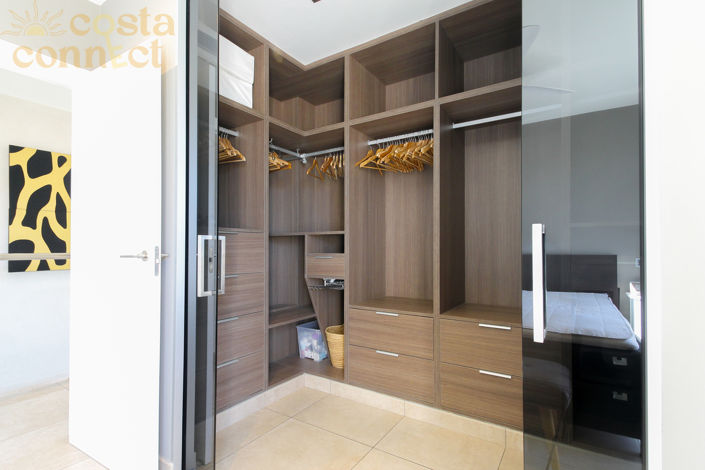 Image No.6-4 Bed Villa for sale