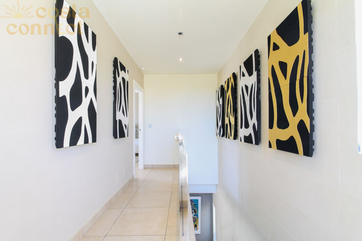 Image No.9-4 Bed Villa for sale