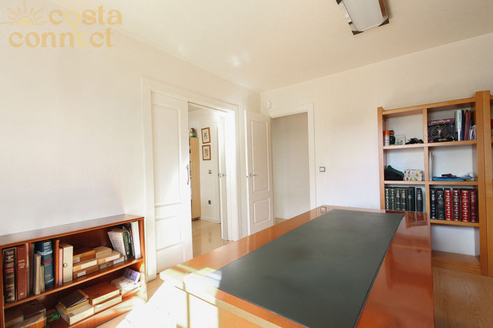 Image No.24-Villa de 6 chambres à vendre à San Vicente del Raspeig