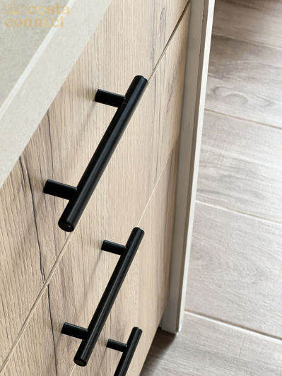 Image No.29-2 Bed Townhouse for sale