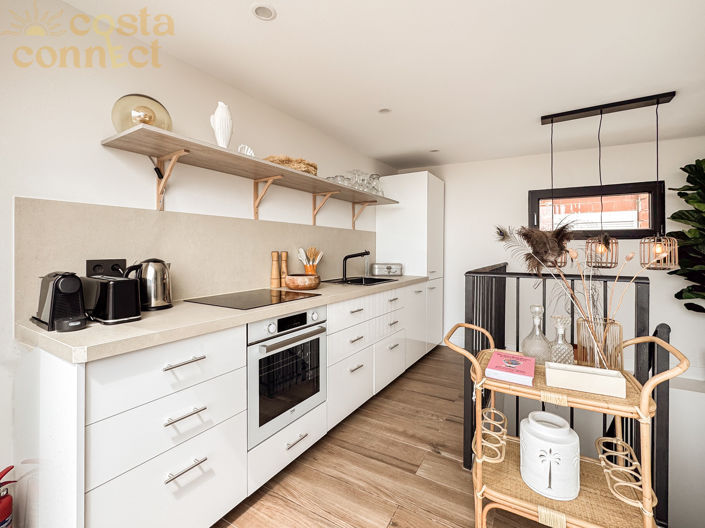 Image No.33-2 Bed Townhouse for sale