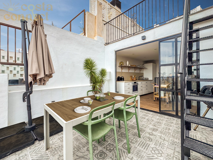 Image No.40-2 Bed Townhouse for sale