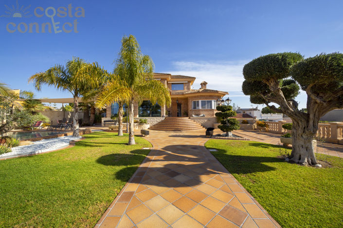 Image No.11-4 Bed Villa for sale