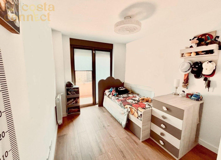 Image No.27-3 Bed Apartment for sale