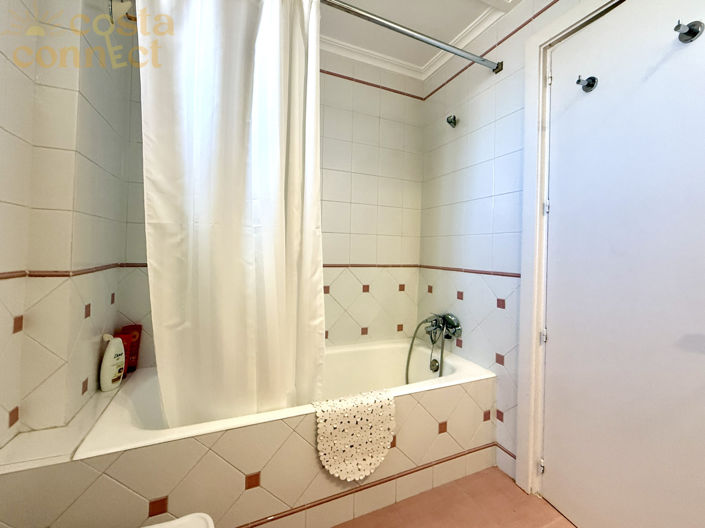 Image No.24-2 Bed Apartment for sale