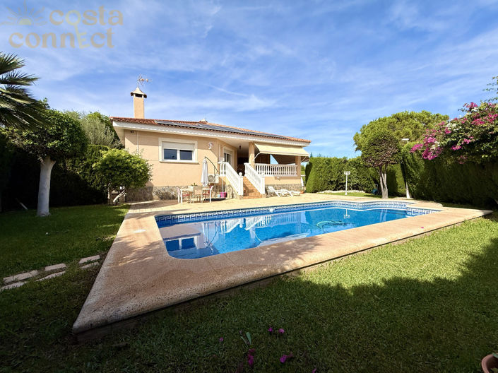 Image No.2-4 Bed Villa for sale