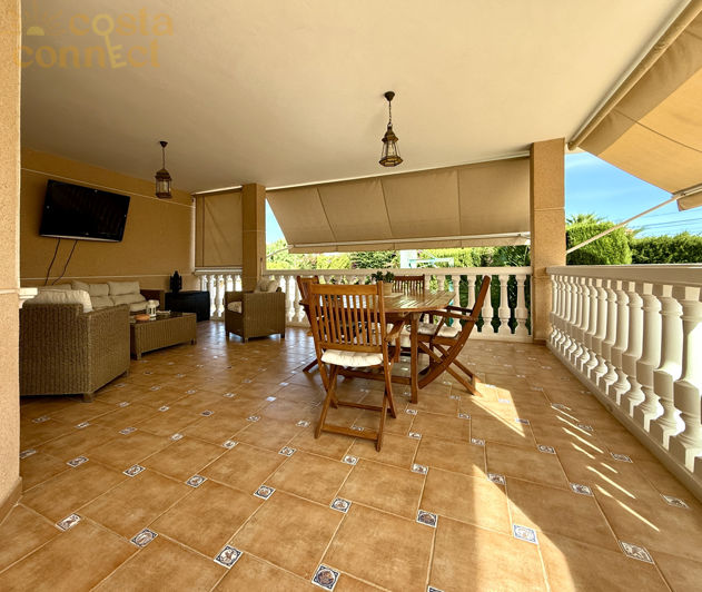 Image No.25-4 Bed Villa for sale