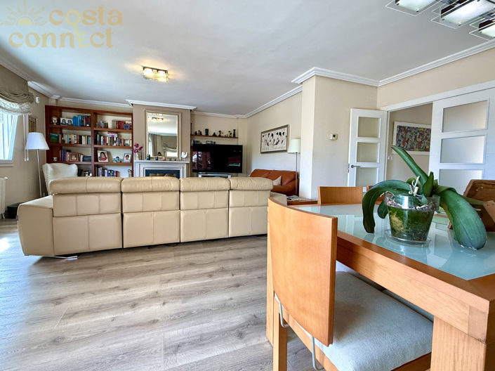 Image No.9-4 Bed Villa for sale